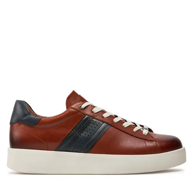 Sneakersy GOE