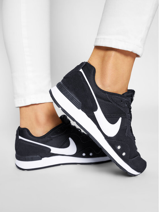 Sneakersy Nike