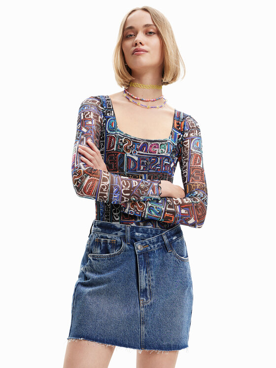 Desigual Body Lettering 23SWQK05 Czarny Slim Fit