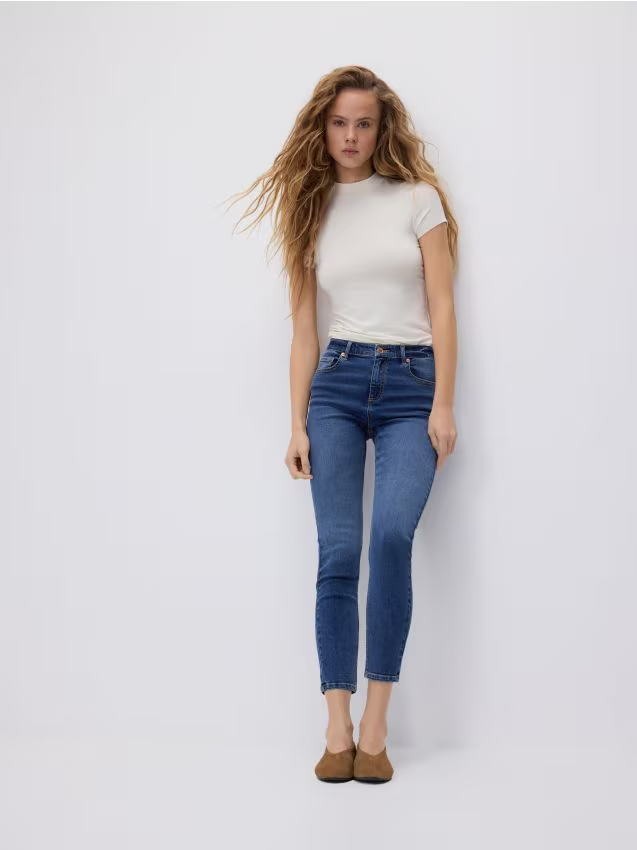 Reserved - Jeansy slim push up - niebieski