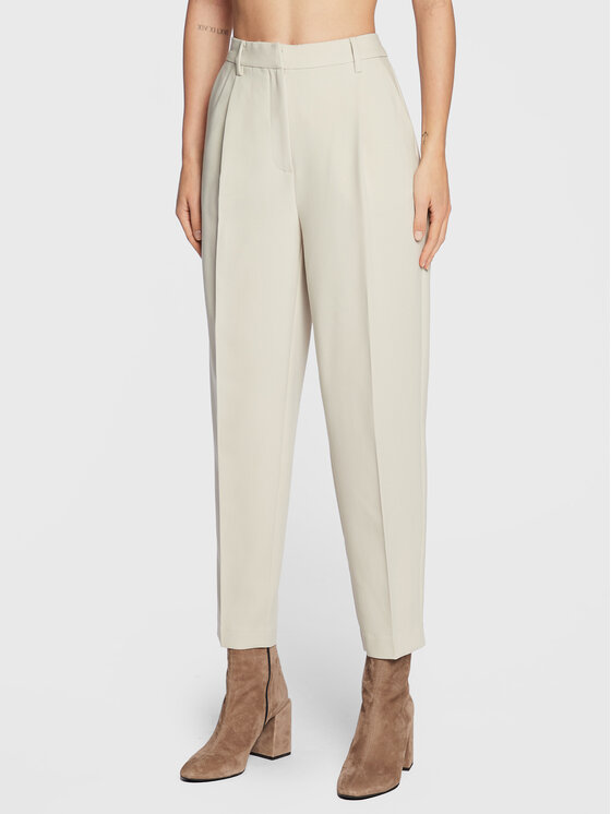 Bruuns Bazaar Spodnie materiałowe Cindysus Dagny BBW2393 Écru Loose Fit