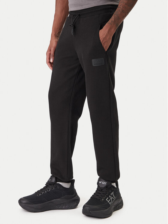 EA7 Emporio Armani Spodnie dresowe 7M001367 AF22262 UC001 Czarny Regular Fit
