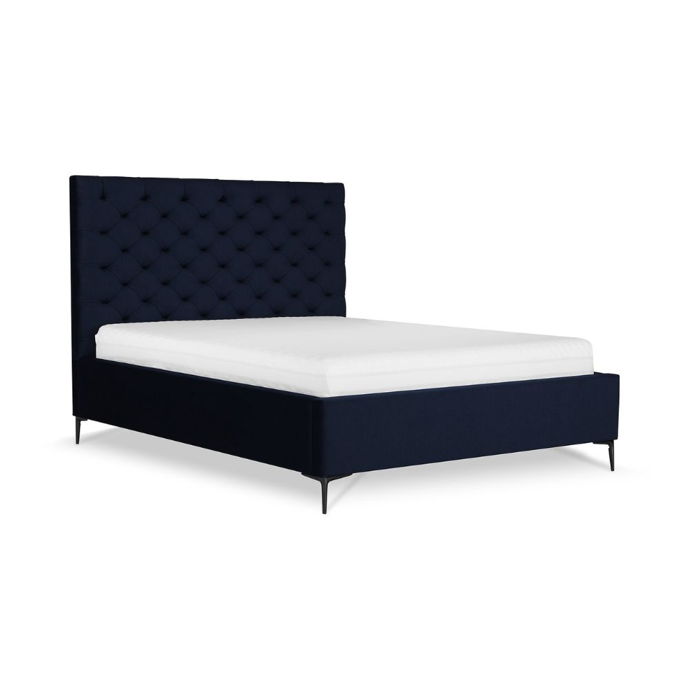Łóżko Hunter Ramowe 180x200 cm Grupa III Pojemnik - Nie ramowe/kontynentalne, tapicerowane, stelaż TAK/NIE