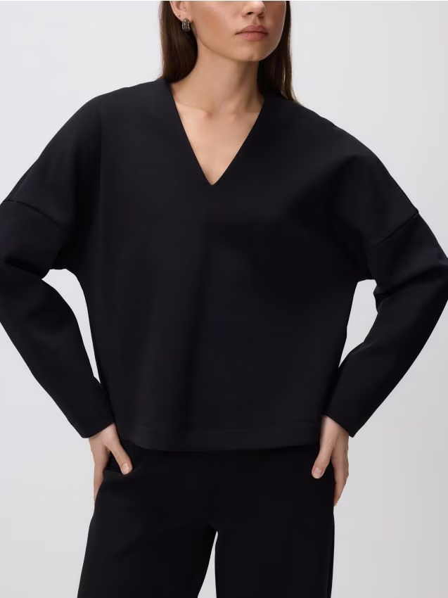 Reserved - Bluza z dekoltem V - czarny