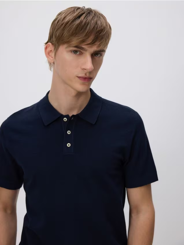 Reserved - Sweter polo z bawełną - granatowy