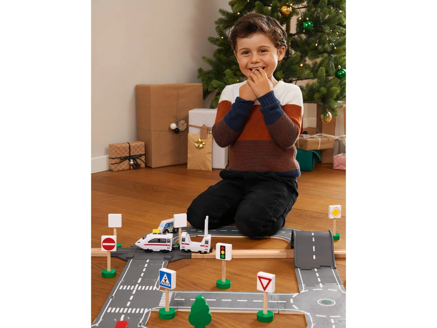 PLAYTIVE Zestaw 3 drewnianych pojazdów (Pojazdy ratunkowe) miniaturka