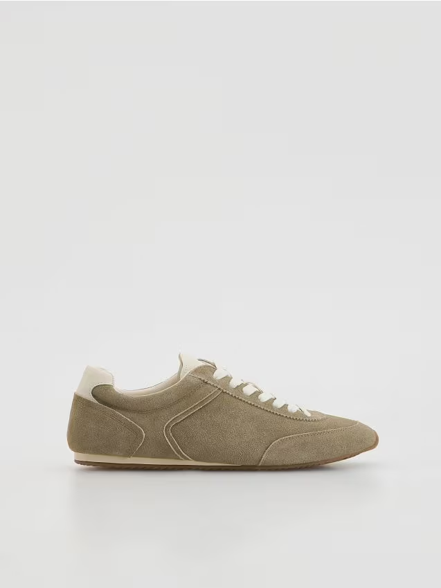 Reserved - Zamszowe sneakersy - oliwkowy