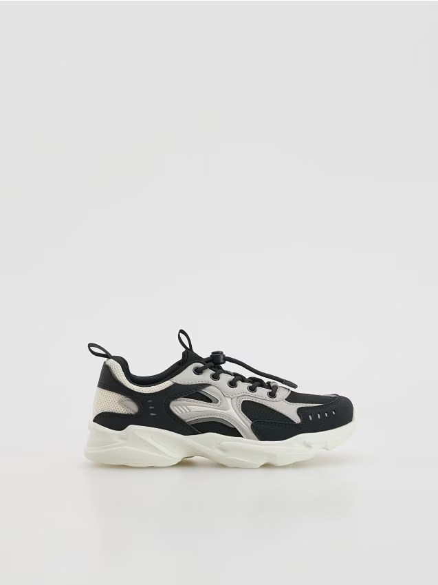 Reserved - Lekkie sneakersy - czarny