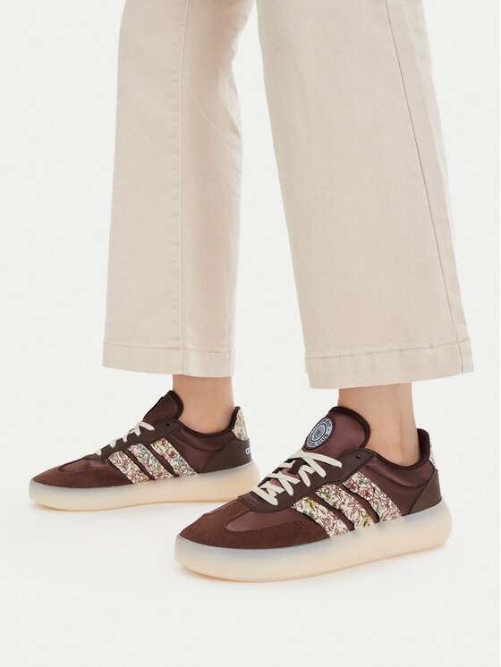 Sneakersy adidas by Stella McCartney