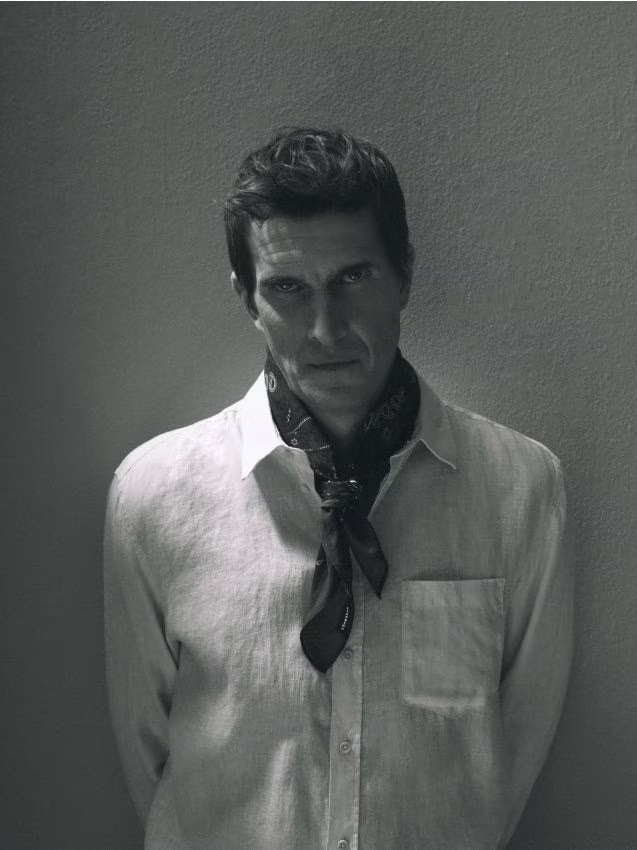 Reserved - Lniana koszula regular fit - jasnoniebieski