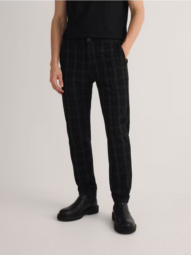 Reserved - Spodnie chino slim fit w kratę - czarny miniaturka
