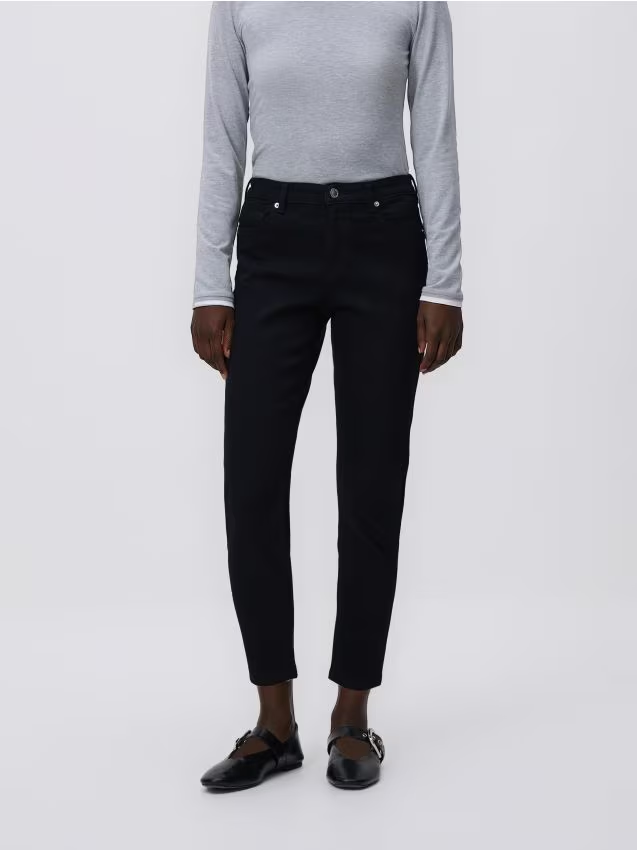 Reserved - Jeansy slim push up - czarny