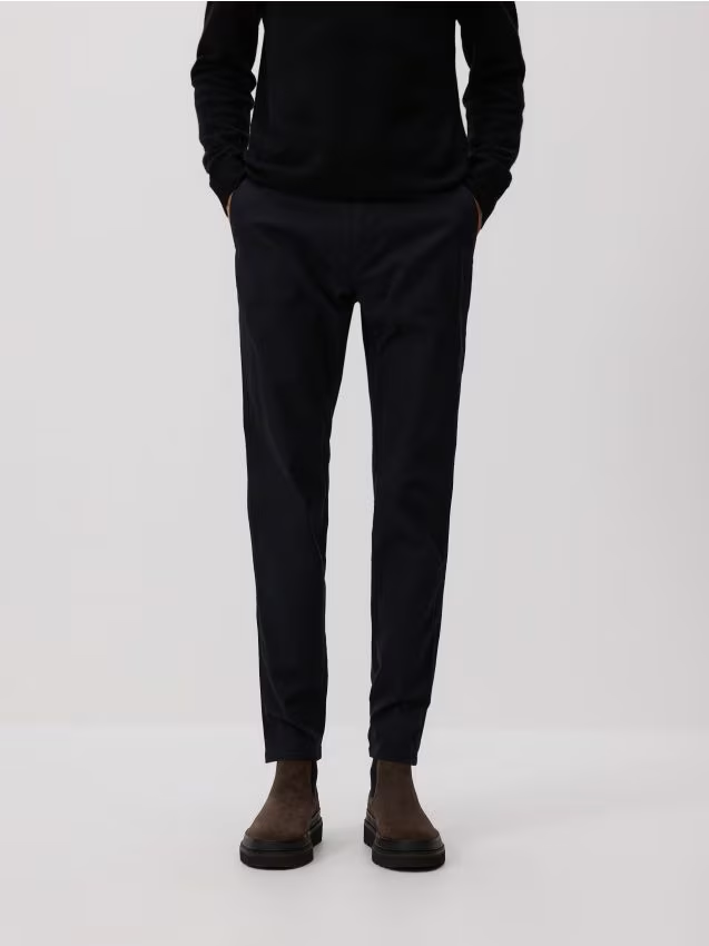 Reserved - Bawełniane spodnie chino slim - czarny
