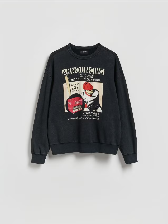 Reserved - Bluza comfort fit z nadrukiem Coca-Cola - czarny