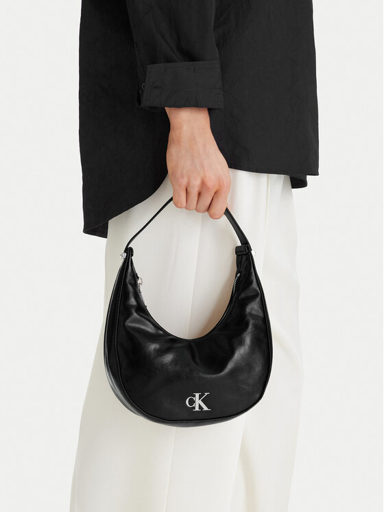 Calvin Klein Torebka Buckle Small Bag LV04F3513G Czarny