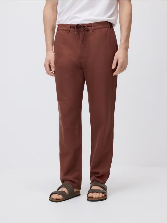 Reserved - Spodnie chino regular fit - bordowy