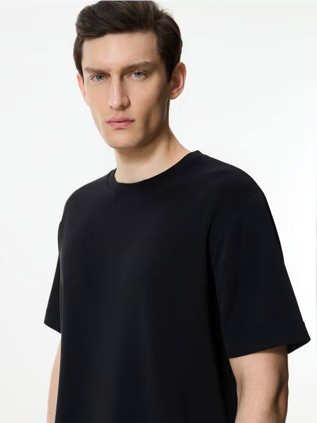 Reserved - T-shirt regular fit z modalem - czarny
