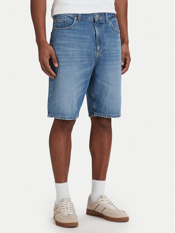 Tommy Jeans Szorty jeansowe Jaimie DM0DM22983 Niebieski Relaxed Fit