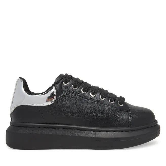 Sneakersy GOE
