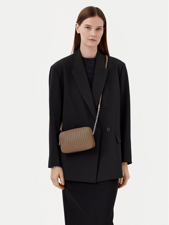 Calvin Klein Torebka Mini Line Quilt Camera Bag K60K613078 Brązowy