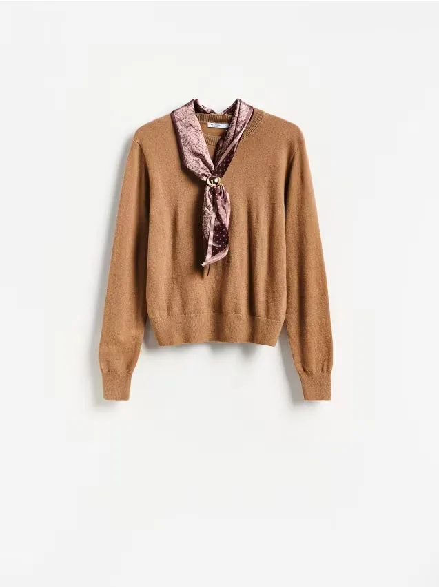 Reserved - Sweter z dodatkiem wełny - beżowy