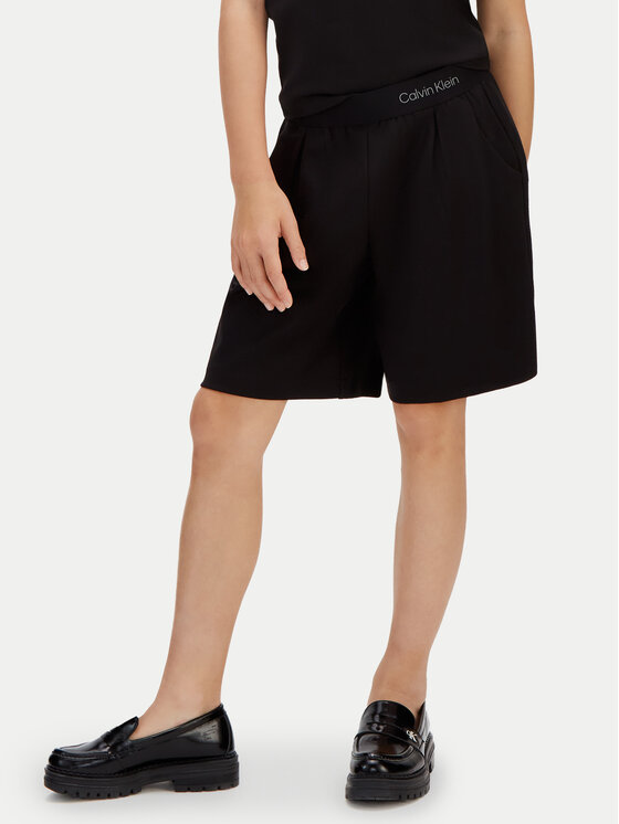 Calvin Klein Szorty materiałowe Punto Milano LVCKSJC21G Czarny Relaxed Fit