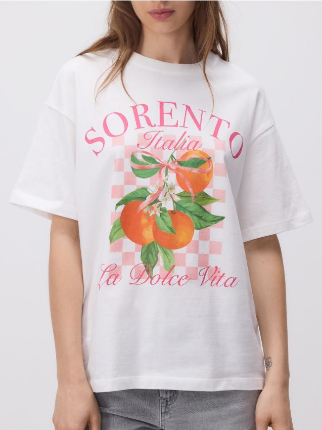 Reserved - T-shirt oversize z nadrukiem - złamana biel