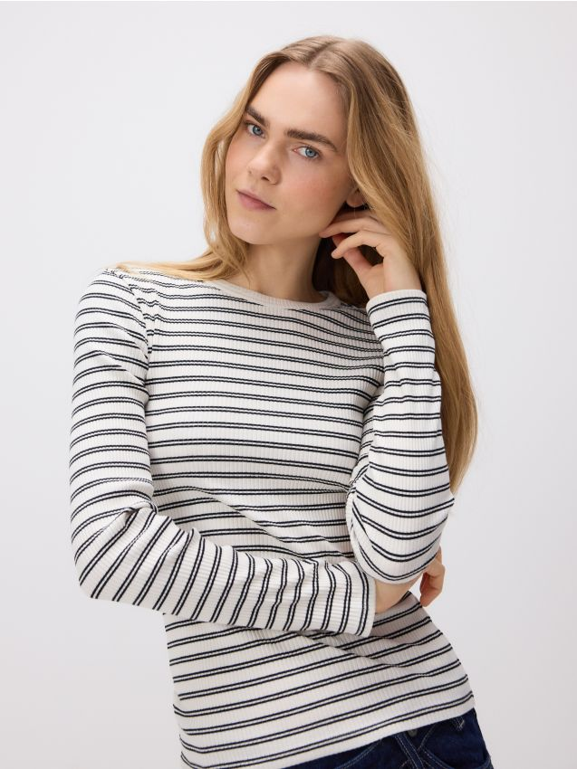Reserved - Longsleeve z prążkowanej dzianiny - czarny
