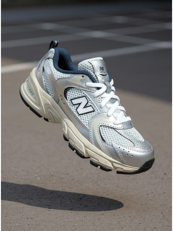 New Balance Sneakersy GR530KA Srebrny