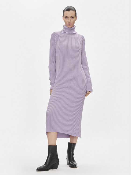 YAS Sukienka dzianinowa Mavi 26028660 Fioletowy Regular Fit