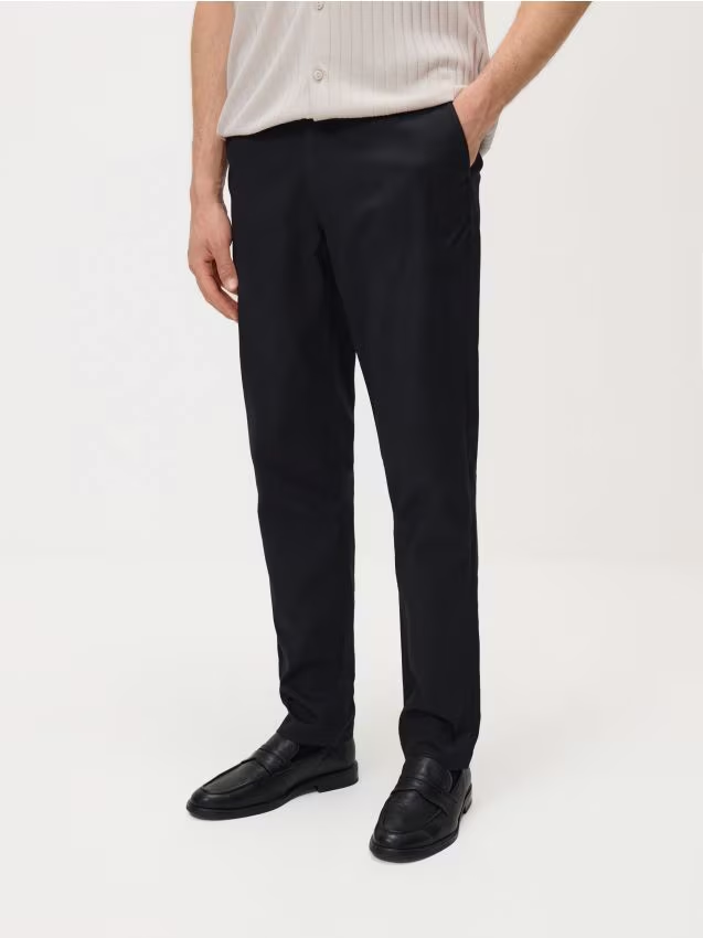 Reserved - Spodnie chino slim fit - czarny