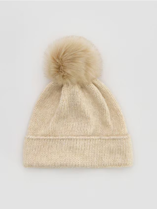 Reserved - Czapka beanie z pomponem - kremowy