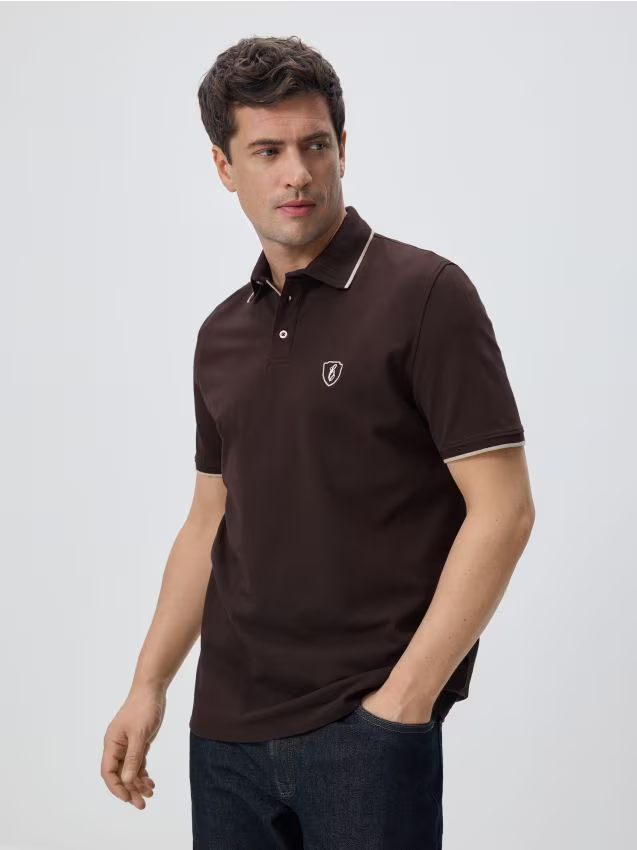 Reserved - Koszulka polo regular fit - ciemnobrązowy