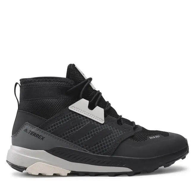 Trekkingi adidas