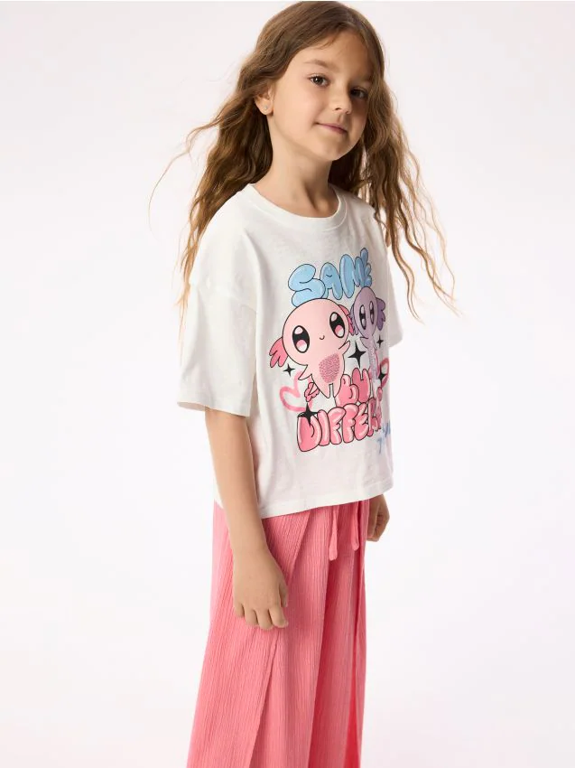 Reserved - Luźny t-shirt z nadrukiem Axolotla - złamana biel
