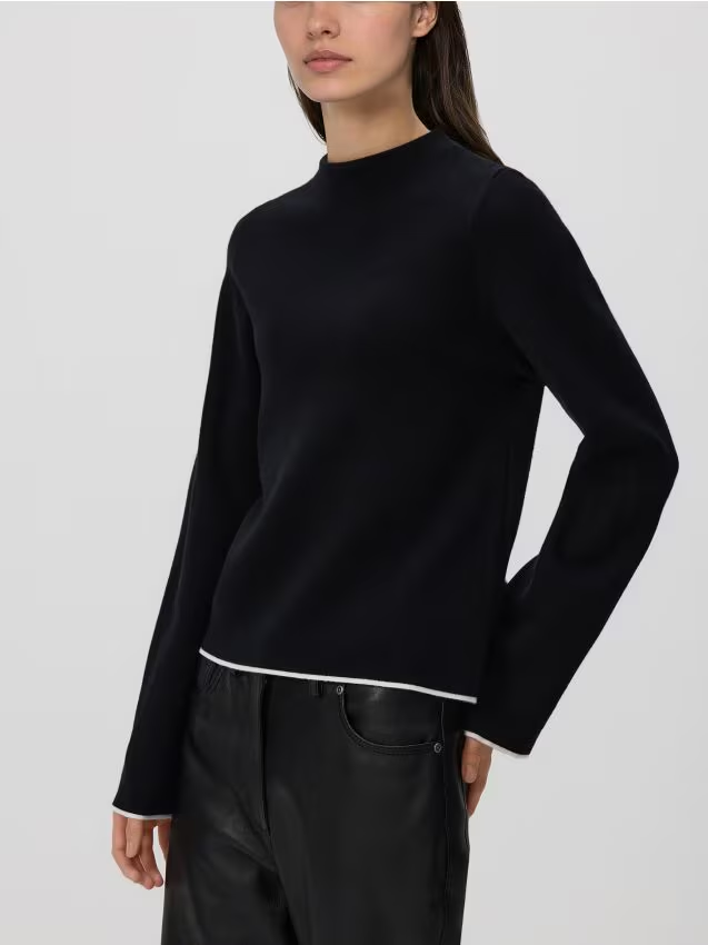 Reserved - Sweter z kontrastową lamówką - czarny