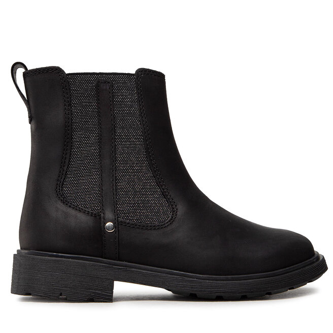 Kozaki Clarks