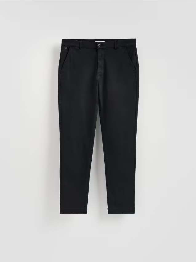 Reserved - Spodnie chino slim fit - czarny