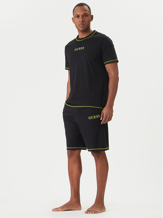 Guess Piżama U6GX03 KCAM1 Czarny Regular Fit
