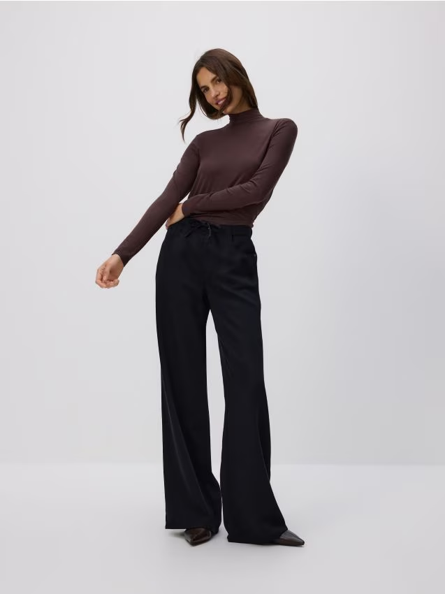 Reserved - Jeansy wide leg z lyocellu - czarny