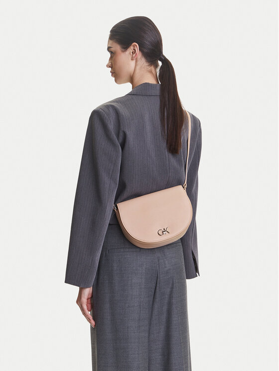 Calvin Klein Torebka Ck Hw Crossbody Saddle Bag K60K613236 Różowy