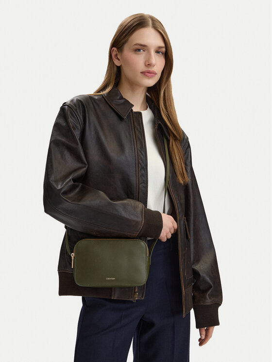 Calvin Klein Torebka Foil Logo Elongated Camera Bag LV04F3276G Zielony