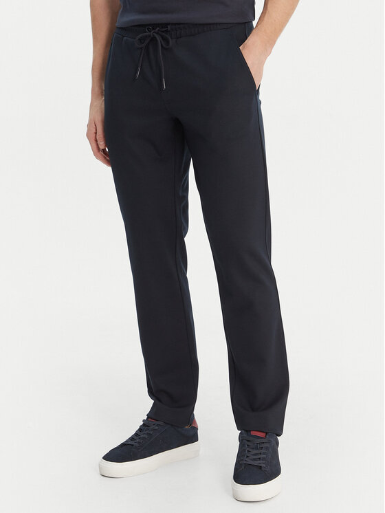Bugatti Spodnie dresowe 8250-15123E Granatowy Relaxed Fit