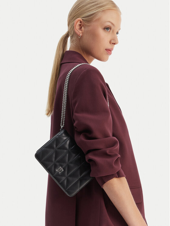 Calvin Klein Torebka Quilted Mini Chain Bag LV04F3321G Czarny
