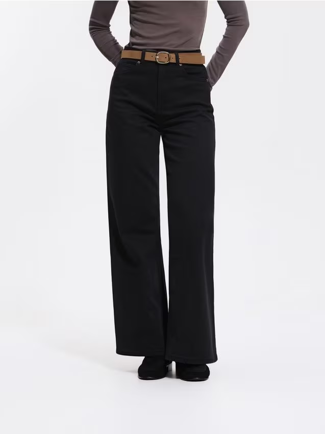 Reserved - Jeansy wide leg z dodatkiem lyocellu - czarny