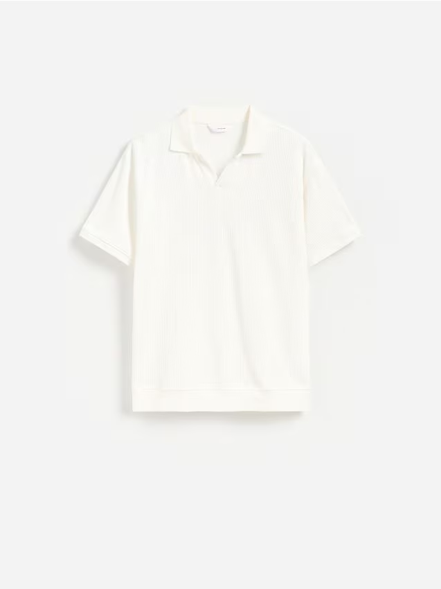 Reserved - Bawełniane polo comfort fit - złamana biel