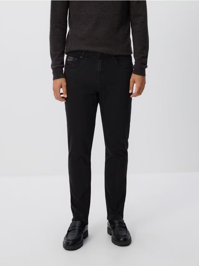 Reserved - Spodnie Slim fit - czarny