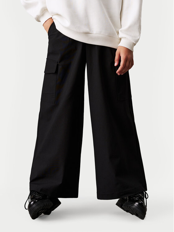 Calvin Klein Jeans Spodnie materiałowe IG0IG02616 Czarny Relaxed Fit