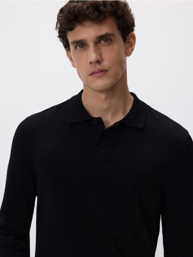Reserved - Wiskozowy sweter polo - czarny