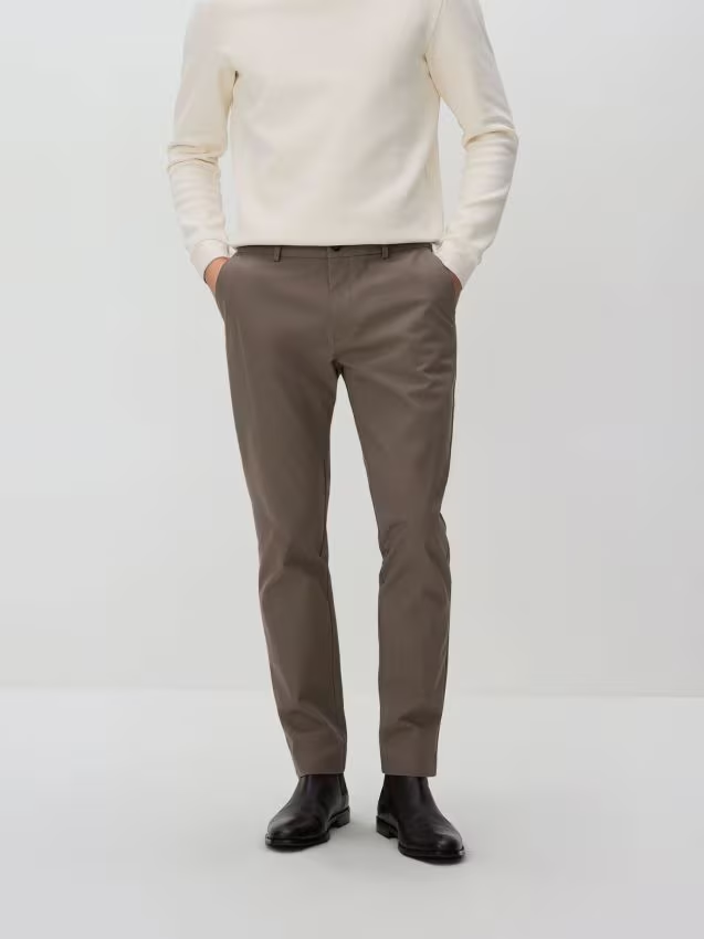 Reserved - Spodnie chino slim fit - brązowy